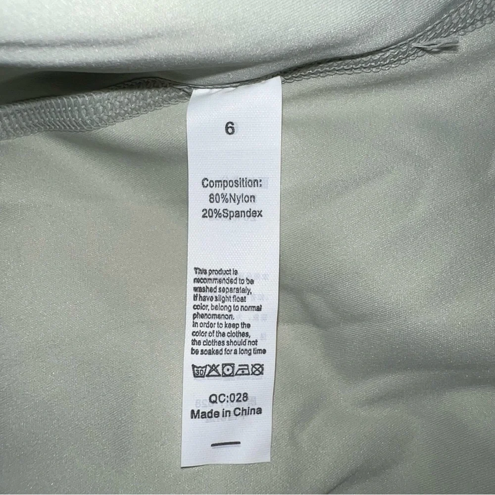 halara tank - Picture 7 of 7